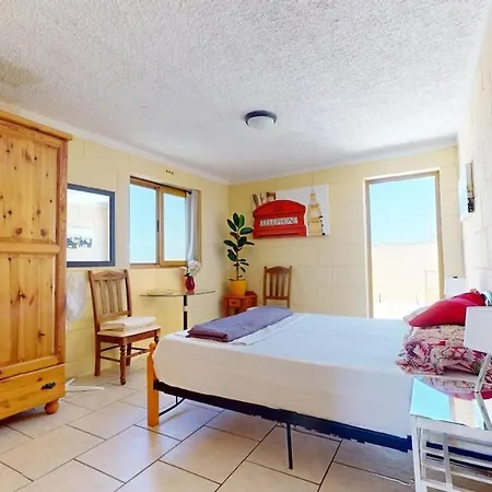 Epic 270 Degree Sea, 3 Island Views And Sun Terrace Penthouse Appartement Qala